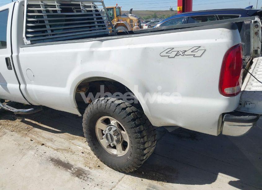 Photo 6 of 2006 Ford F-250 (VIN 1FTNF21536EC81197)