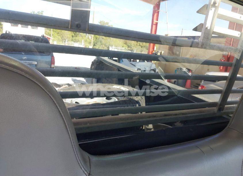 Photo 8 of 2006 Ford F-250 (VIN 1FTNF21536EC81197)