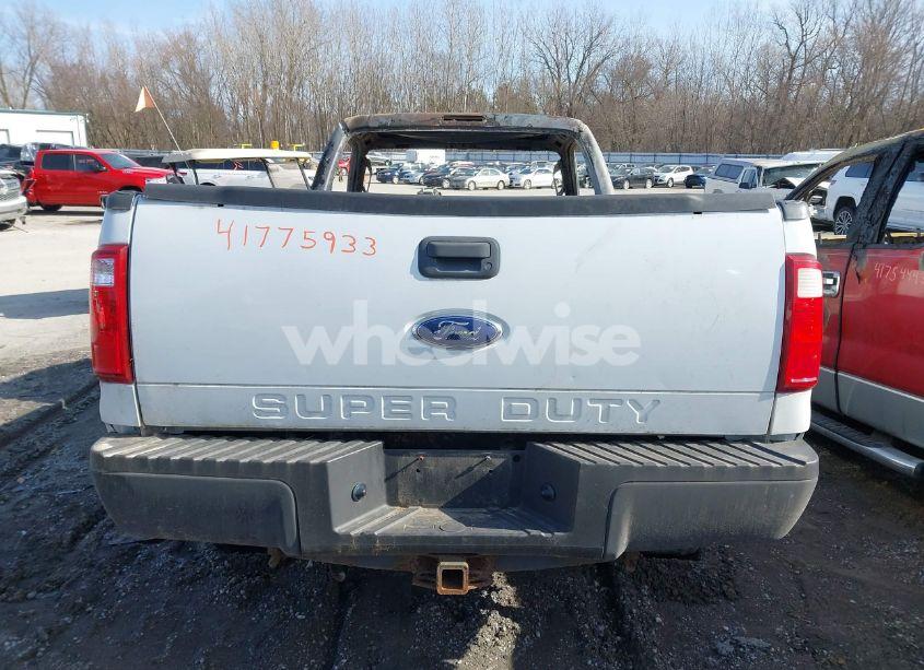 Photo 15 of 2008 Ford F-250 XL (VIN 1FTNF21538EC30320)