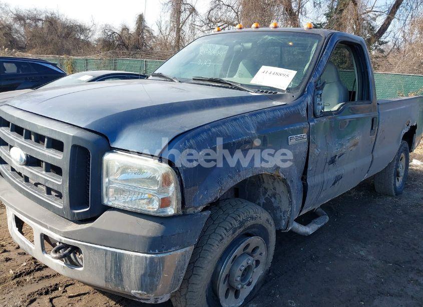 Photo 13 of 2006 Ford F-250 XL/XLT (VIN 1FTNF21596ED33416)