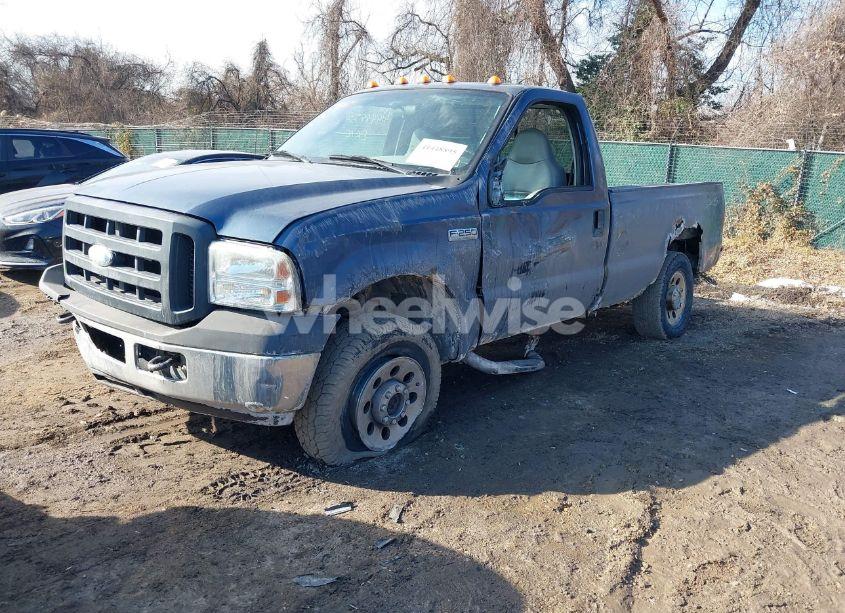 Photo 2 of 2006 Ford F-250 XL/XLT (VIN 1FTNF21596ED33416)
