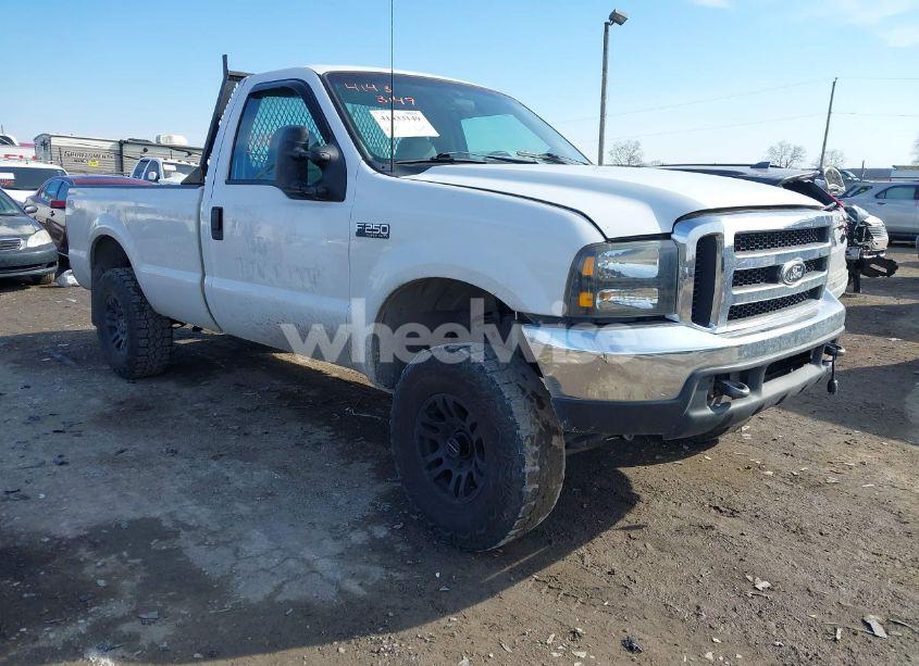 1999 Ford F-250 LARIAT/XL/XLT (VIN 1FTNF21F3XEC26324) main photo