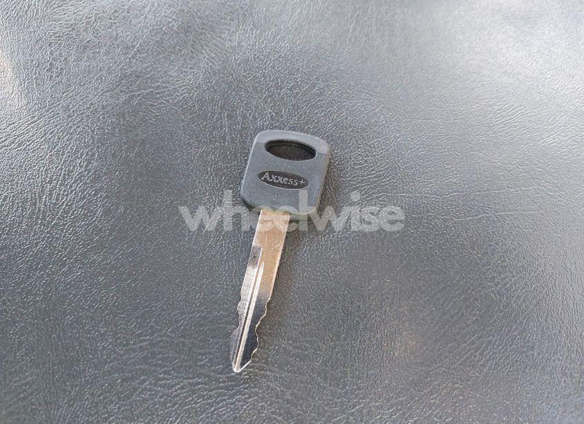 Photo 11 of 1999 Ford F-250 (VIN 1FTNF21L8XEC05393)