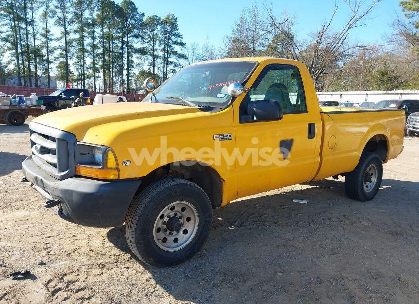 Photo 2 of 1999 Ford F-250 (VIN 1FTNF21L8XEC05393)