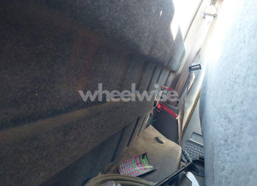 Photo 8 of 1999 Ford F-250 (VIN 1FTNF21L8XEC05393)