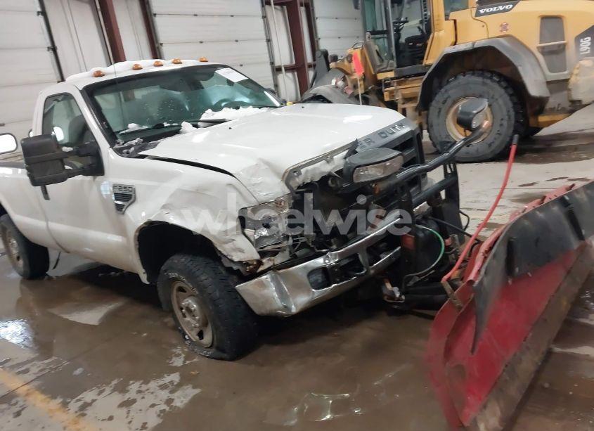 2010 Ford F-250 XL (VIN 1FTNF2B51AEA95245) main photo