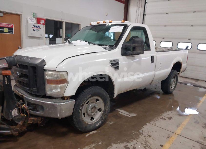 Photo 2 of 2010 Ford F-250 XL (VIN 1FTNF2B51AEA95245)