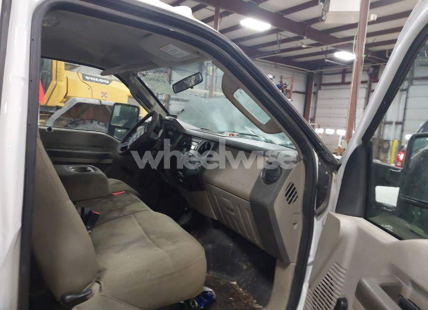 Photo 5 of 2010 Ford F-250 XL (VIN 1FTNF2B51AEA95245)