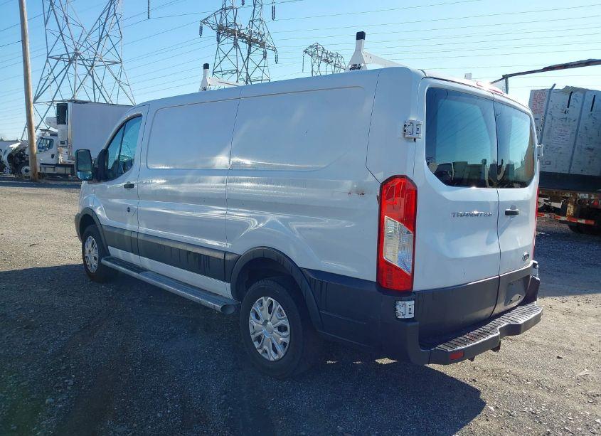 Photo 3 of 2015 Ford Transit-250 N/A (VIN 1FTNR1ZM6FKA46825)