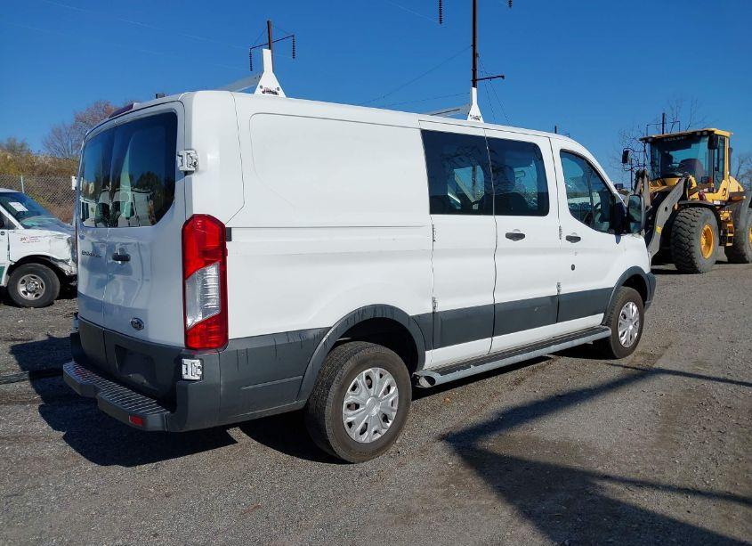 Photo 4 of 2015 Ford Transit-250 N/A (VIN 1FTNR1ZM6FKA46825)