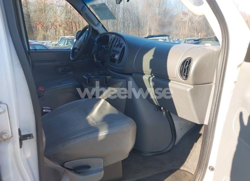 Photo 5 of 2007 Ford E-250 COMMERCIAL/RECREATIONAL (VIN 1FTNS24WX7DB24743)