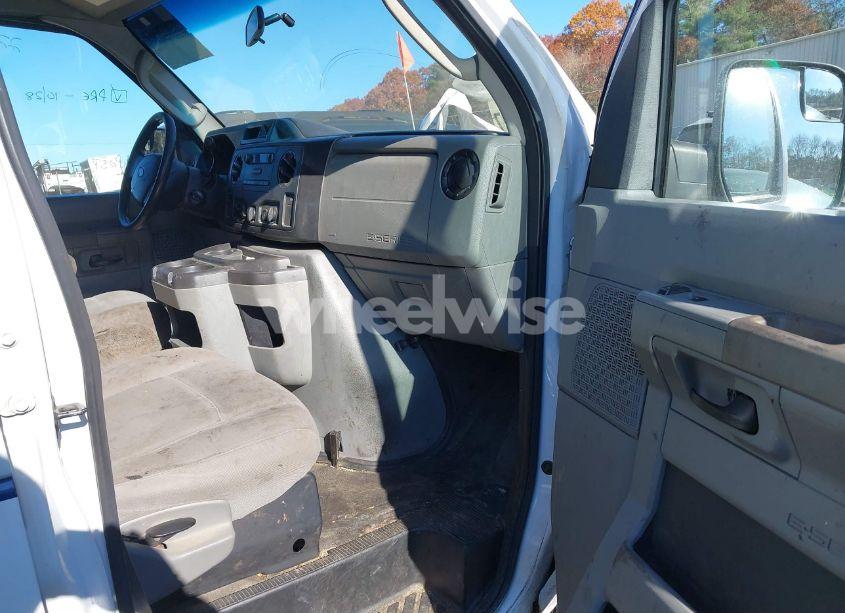 Photo 5 of 2013 Ford E-250 COMMERCIAL (VIN 1FTNS2EW9DDA48037)