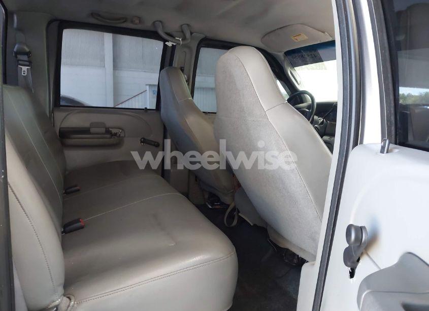 Photo 8 of 2003 Ford F-250 LARIAT/XL/XLT (VIN 1FTNW20P03ED89114)