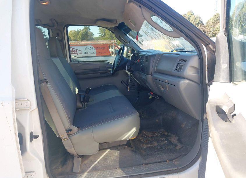 Photo 5 of 2004 Ford F-250 LARIAT/XL/XLT (VIN 1FTNW20P34EC03552)