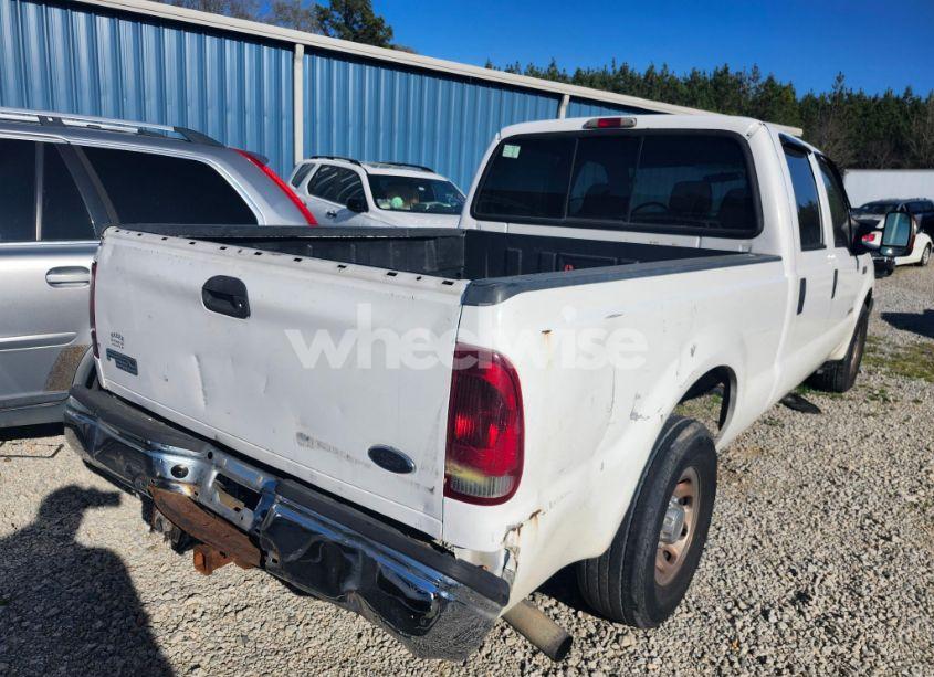 Photo 4 of 2004 Ford F-250 N/A (VIN 1FTNW20P34EC71415)