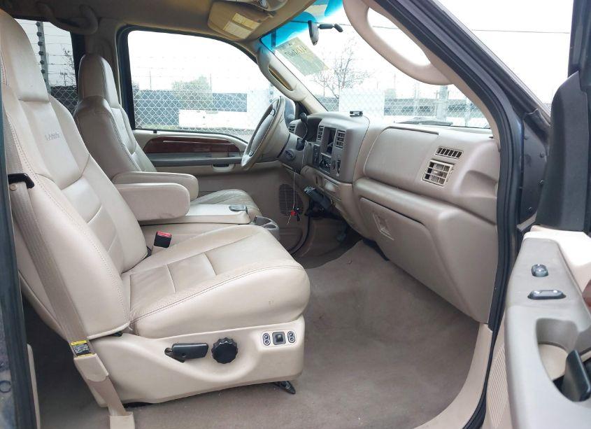 Photo 5 of 2004 Ford F-250 LARIAT/XL/XLT (VIN 1FTNW20P44ED72446)