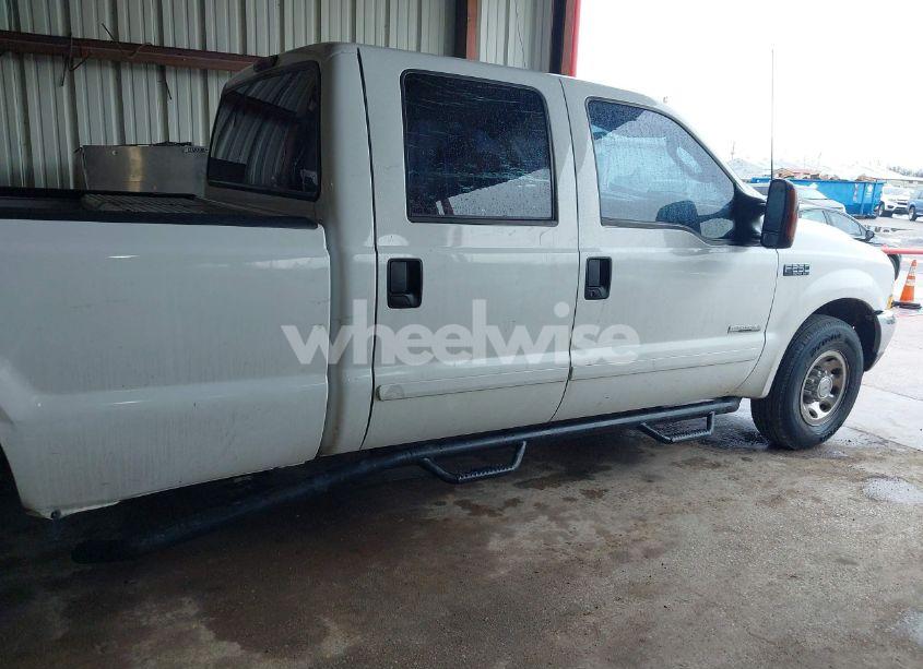 Photo 12 of 2003 Ford F-250 LARIAT/XL/XLT (VIN 1FTNW20PX3EB43736)