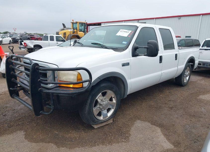 Photo 2 of 1999 Ford F-250 LARIAT/XL/XLT (VIN 1FTNW20S5XED25385)