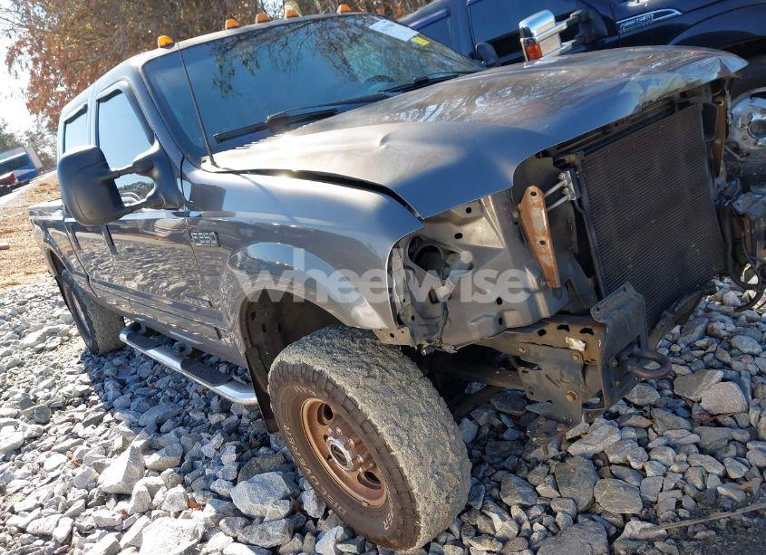 2002 Ford F-250 LARIAT/XL/XLT (VIN 1FTNW21F52ED15515) main photo