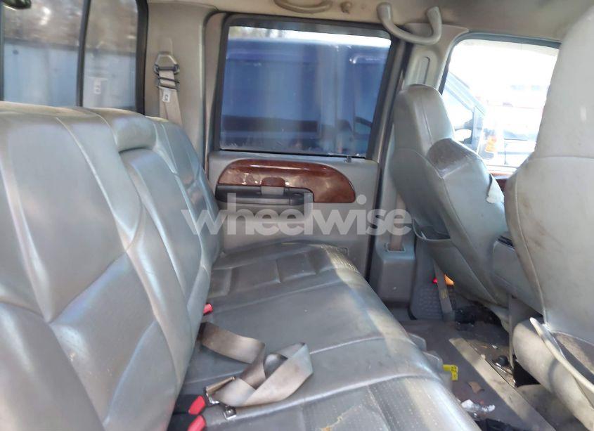 Photo 8 of 2002 Ford F-250 LARIAT/XL/XLT (VIN 1FTNW21F52ED15515)