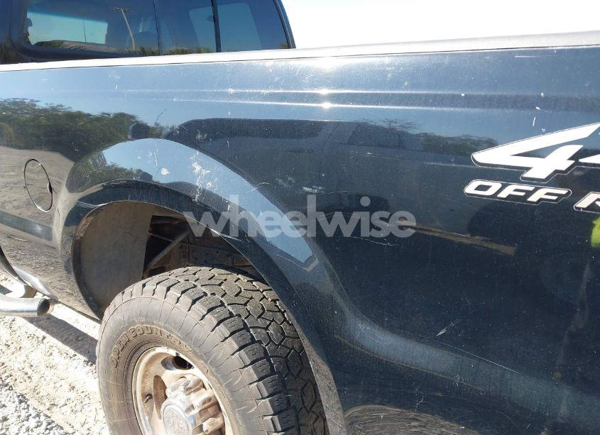 Photo 6 of 2001 Ford F-250 LARIAT/XL/XLT (VIN 1FTNW21F71EB25519)