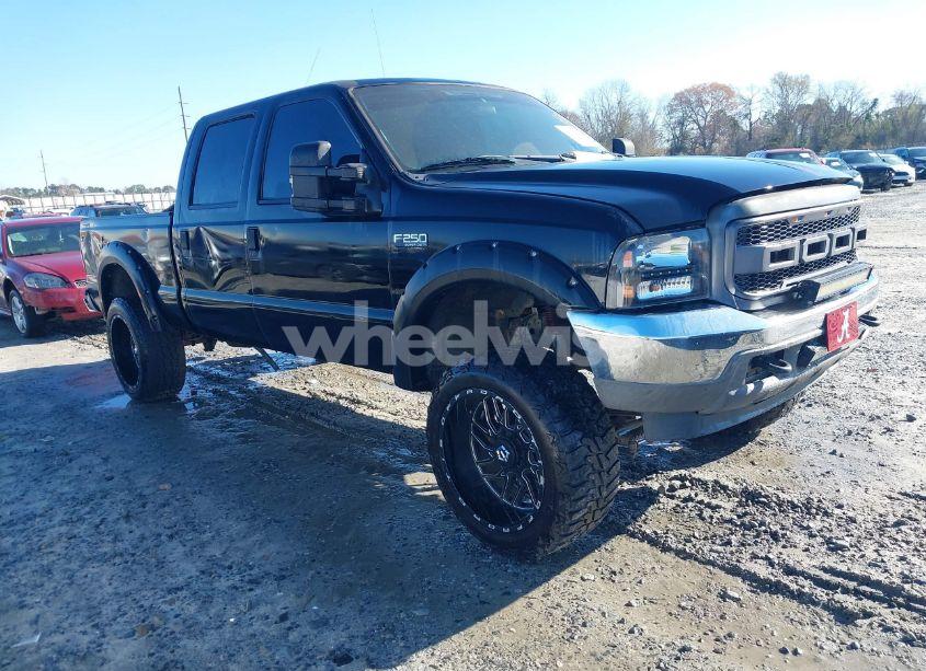 2004 Ford F-250 LARIAT/XL/XLT (VIN 1FTNW21L24EA16797) main photo