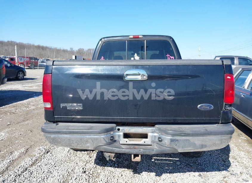 Photo 16 of 2003 Ford F-250 LARIAT/XL/XLT (VIN 1FTNW21L63EC02423)