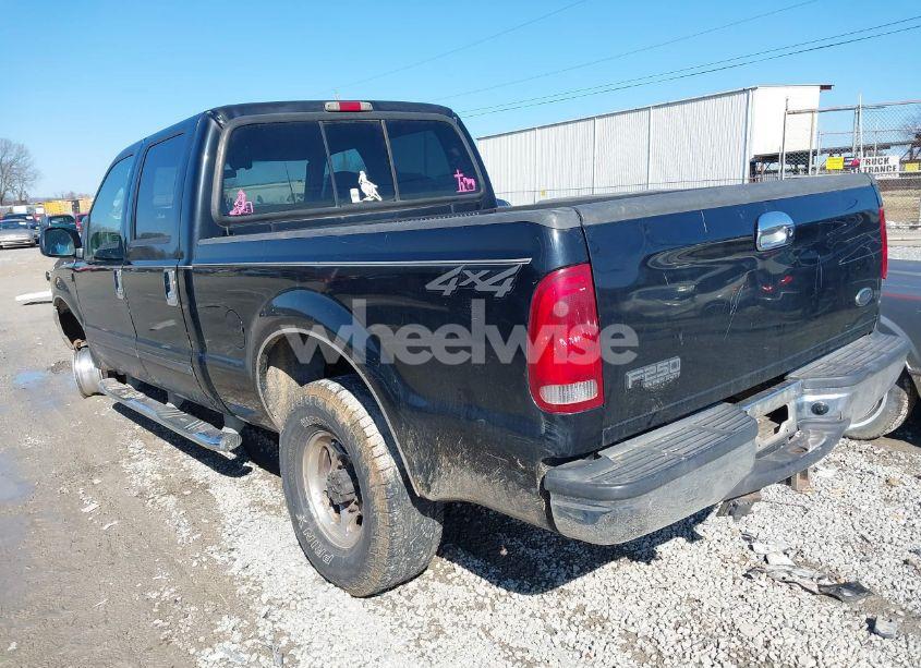 Photo 3 of 2003 Ford F-250 LARIAT/XL/XLT (VIN 1FTNW21L63EC02423)
