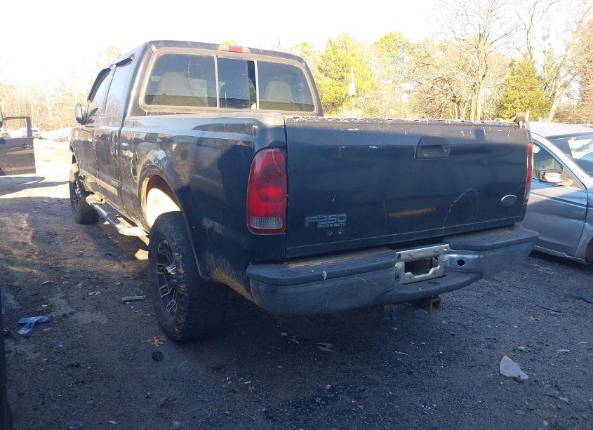 Photo 3 of 2003 Ford F-250 LARIAT/XL/XLT (VIN 1FTNW21L63EC59219)