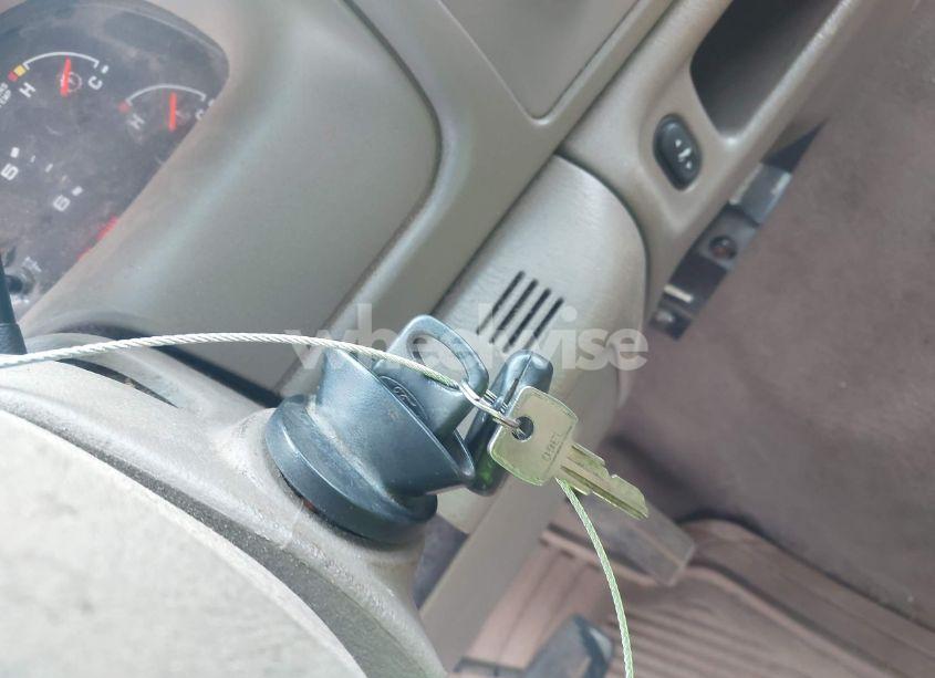 Photo 11 of 2004 Ford F-250 LARIAT/XL/XLT (VIN 1FTNW21L94EA30681)