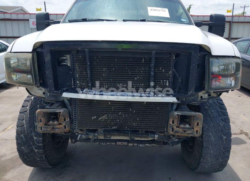 Photo 6 of 2004 Ford F-250 LARIAT/XL/XLT (VIN 1FTNW21P14EB10463)