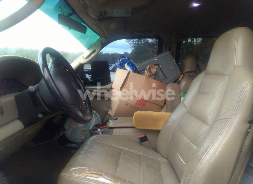 Photo 5 of 2004 Ford F-250 LARIAT/XL/XLT (VIN 1FTNW21P14EB77709)