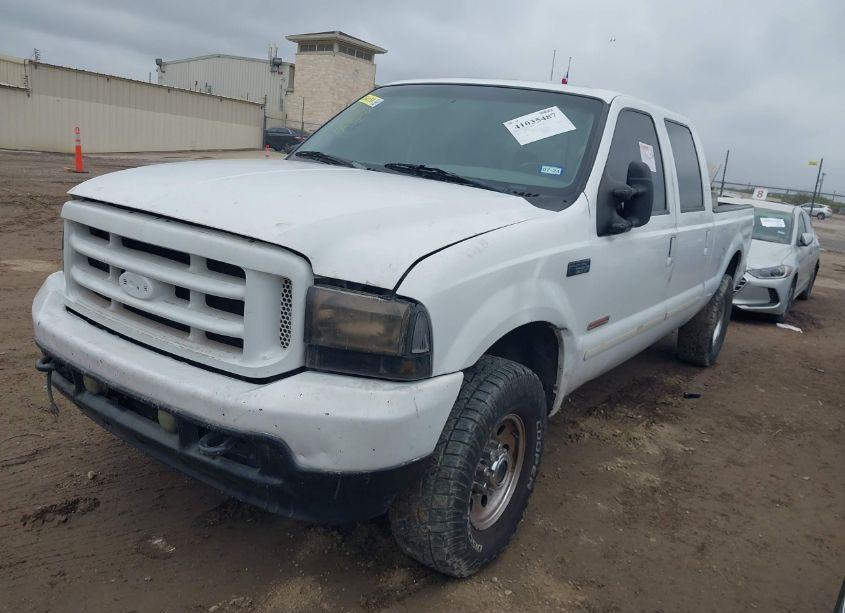 Photo 2 of 2004 Ford F-250 LARIAT/XL/XLT (VIN 1FTNW21P24EA98114)