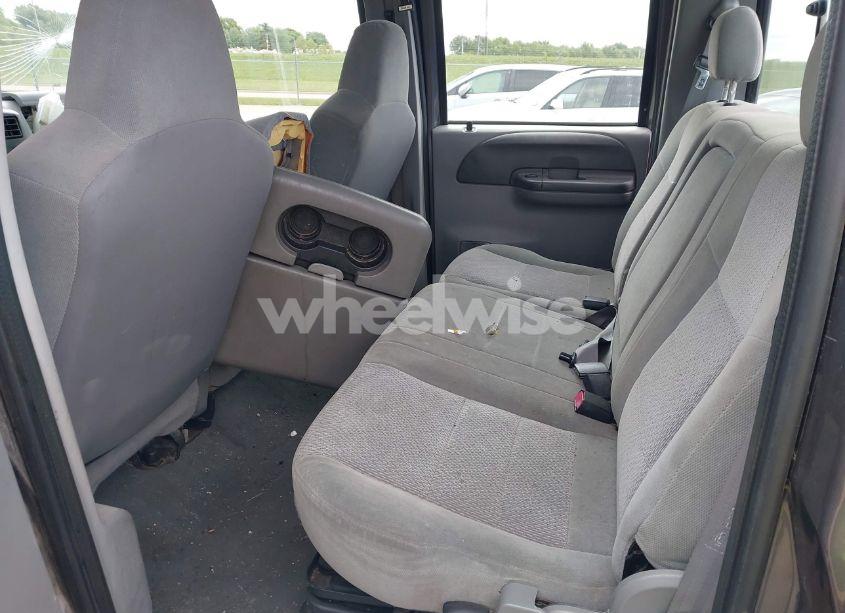 Photo 8 of 2004 Ford F-250 LARIAT/XL/XLT (VIN 1FTNW21P24EB04025)