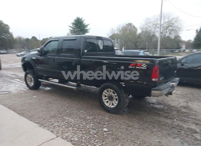 Photo 3 of 2004 Ford F-250 (VIN 1FTNW21P34EA27598)