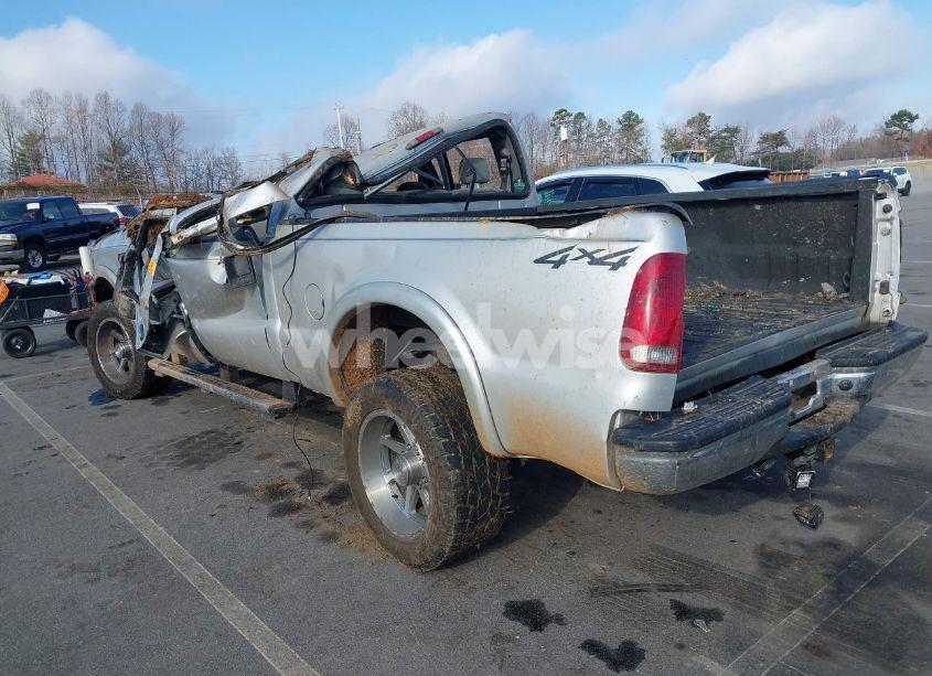 Photo 3 of 2004 Ford F-250 (VIN 1FTNW21P34EB40015)