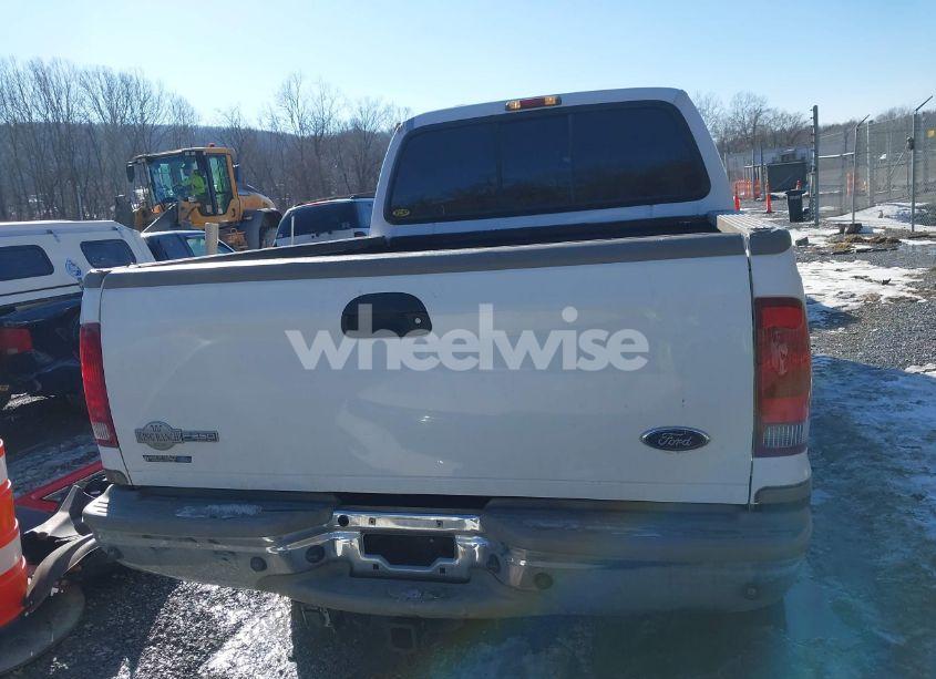 Photo 16 of 2004 Ford F-250 LARIAT/XL/XLT (VIN 1FTNW21P34EC27039)