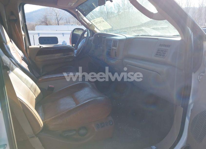 Photo 5 of 2004 Ford F-250 LARIAT/XL/XLT (VIN 1FTNW21P34EC27039)