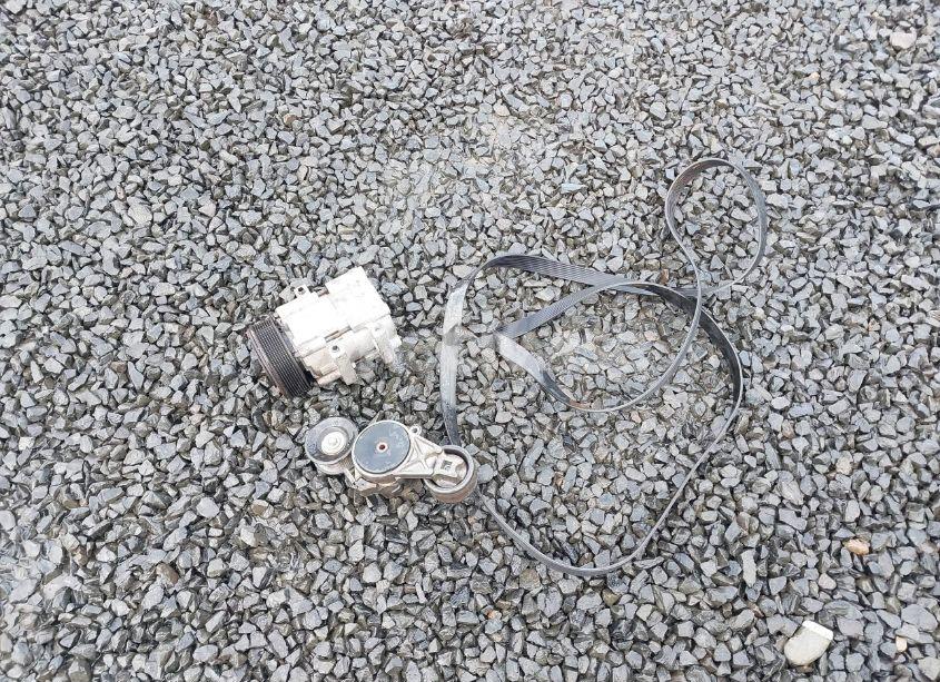 Photo 12 of 2004 Ford F-250 LARIAT/XL/XLT (VIN 1FTNW21P34ED67589)