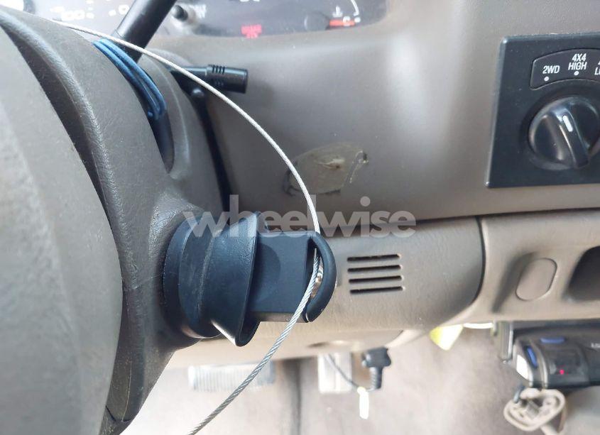 Photo 11 of 2004 Ford F-250 LARIAT/XL/XLT (VIN 1FTNW21P44EB35163)