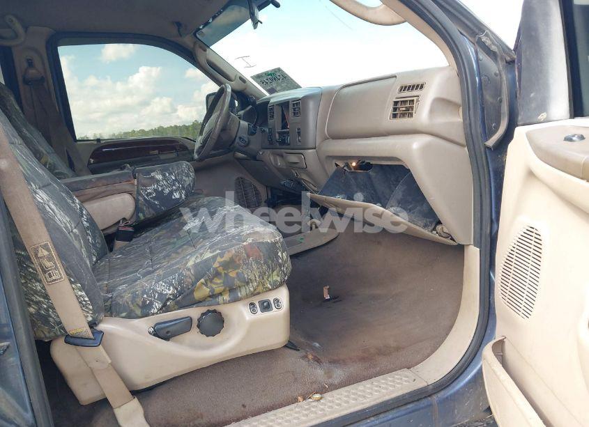 Photo 5 of 2004 Ford F-250 LARIAT/XL/XLT (VIN 1FTNW21P44EB35163)