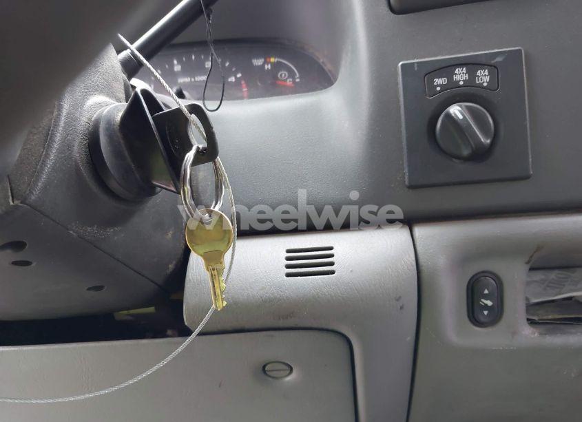 Photo 11 of 2004 Ford F-250 LARIAT/XL/XLT (VIN 1FTNW21P44EB88445)