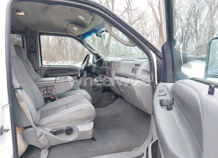 Photo 5 of 2004 Ford F-250 LARIAT/XL/XLT (VIN 1FTNW21P54EC46966)