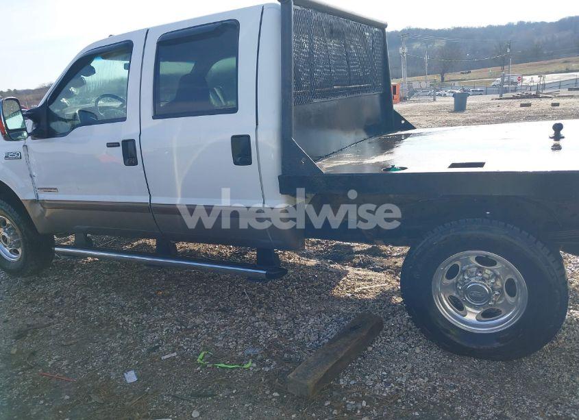 Photo 14 of 2004 Ford F-250 LARIAT/XL/XLT (VIN 1FTNW21P74ED39505)