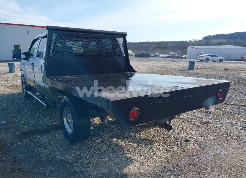 Photo 3 of 2004 Ford F-250 LARIAT/XL/XLT (VIN 1FTNW21P74ED39505)