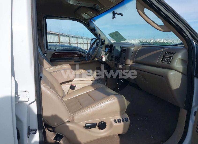 Photo 5 of 2004 Ford F-250 LARIAT/XL/XLT (VIN 1FTNW21P74ED39505)