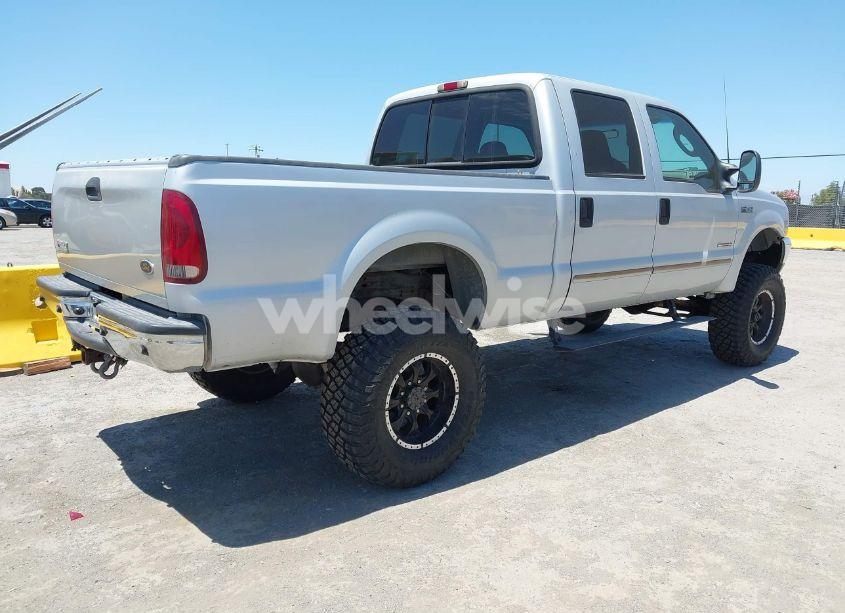 Photo 4 of 2003 Ford F-250 LARIAT/XL/XLT (VIN 1FTNW21P83EC12454)