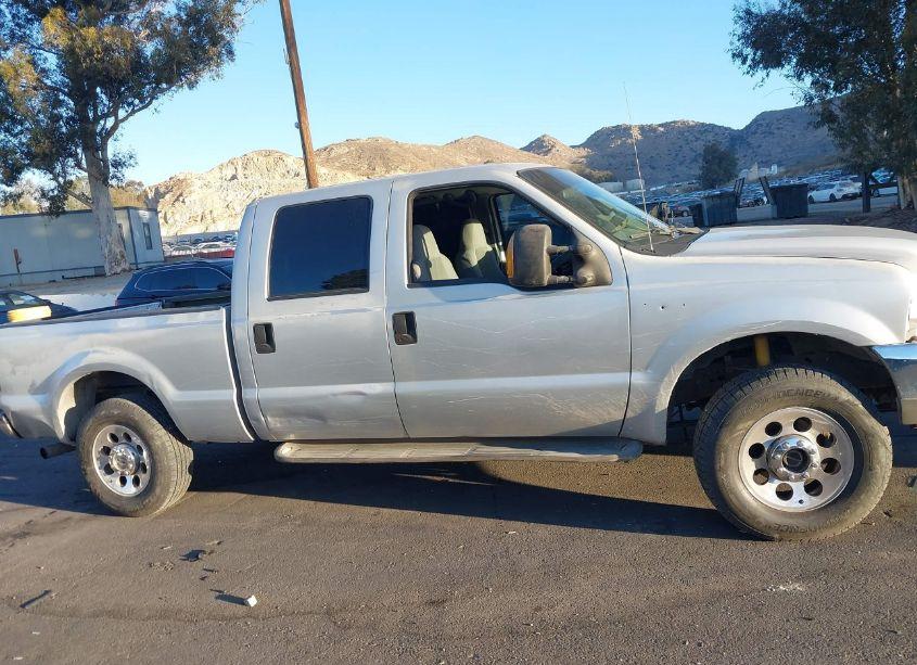 Photo 13 of 2004 Ford F-250 LARIAT/XL/XLT (VIN 1FTNW21P84EB78288)