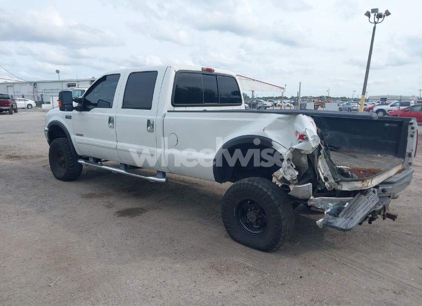 Photo 3 of 2003 Ford F-250 LARIAT/XL/XLT (VIN 1FTNW21PX3EC38733)