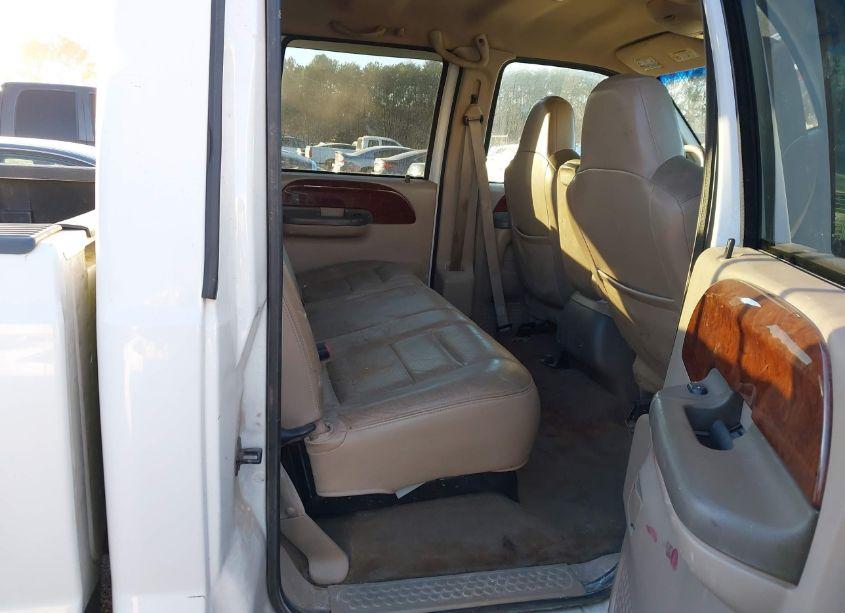 Photo 8 of 2002 Ford F-250 LARIAT/XL/XLT (VIN 1FTNW21S02EC35696)